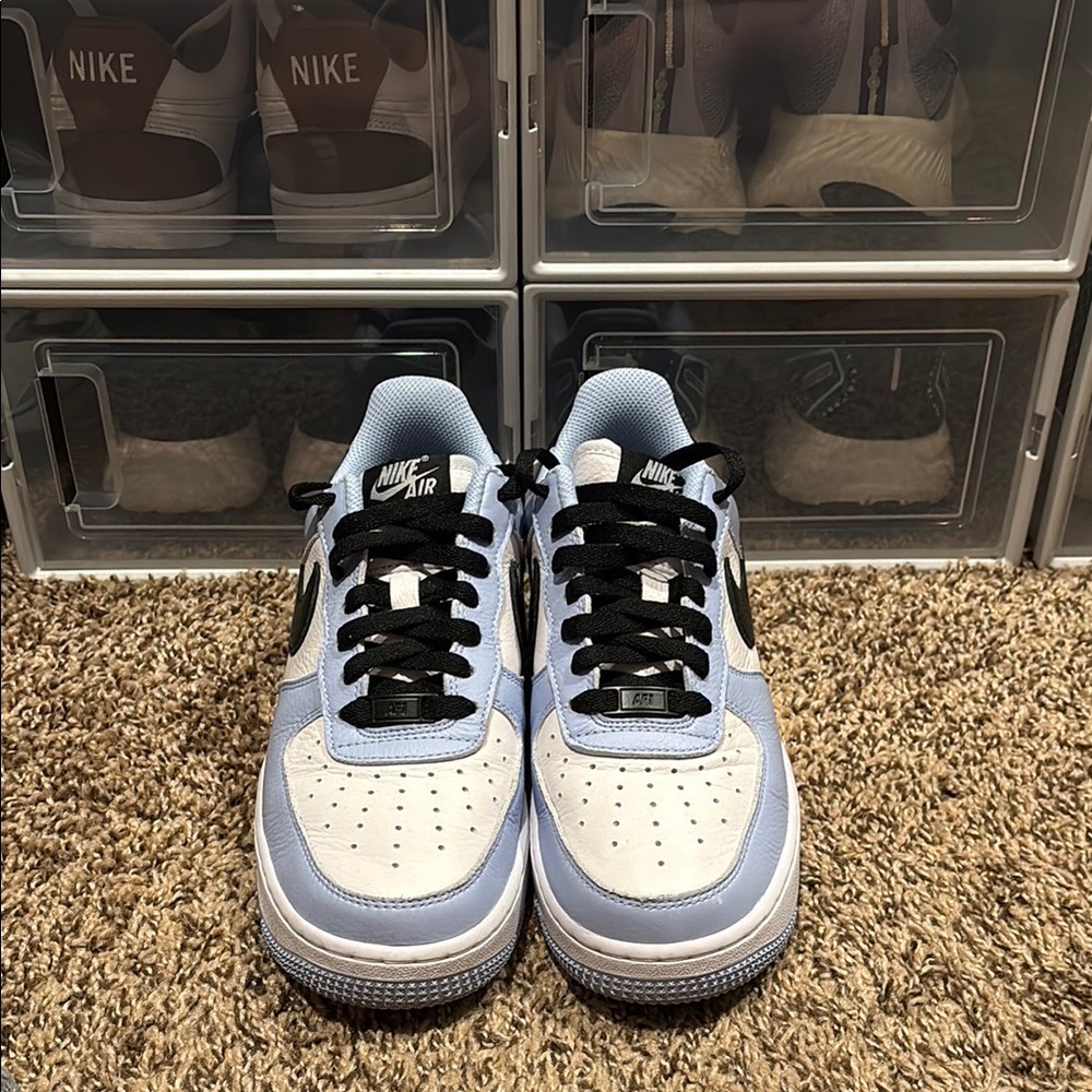 Nike Air Force 1 - White and Light Blue - Picture 2 of 5